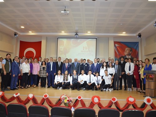 19 Mayıs Atatürk’ü Anma, Gençlik ve Spor Bayramı 103.Yıldönümü Kutlandı